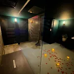 Mieuxqualhotel Jacuzzi Privatif Le Carré Appartamento 4*