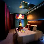 Mieuxqualhotel Jacuzzi Privatif Le Carré 4* Bordeaux