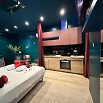Mieuxqualhotel Jacuzzi Privatif Le Carré Appartamento 4*