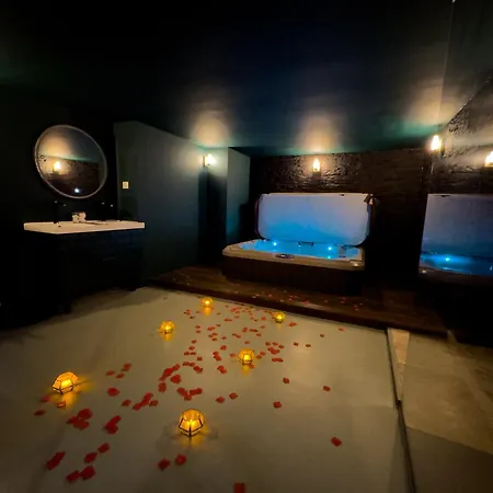 Apartamento Mieuxqualhotel Jacuzzi Privatif Velvet Desire Burdeos