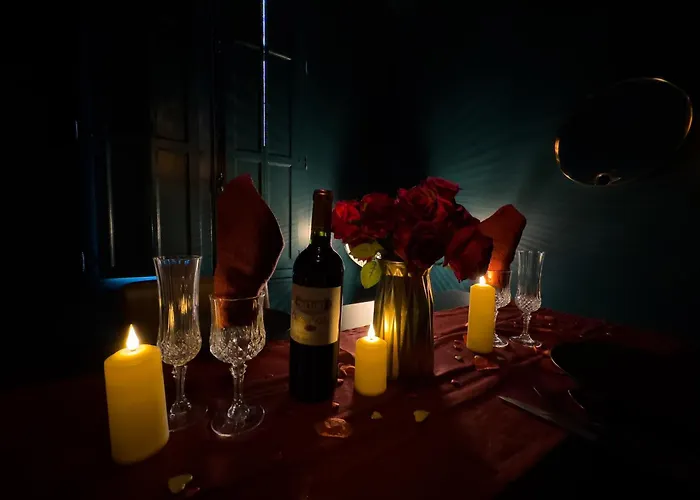 Mieuxqualhotel Jacuzzi Privatif Velvet Desire 4*