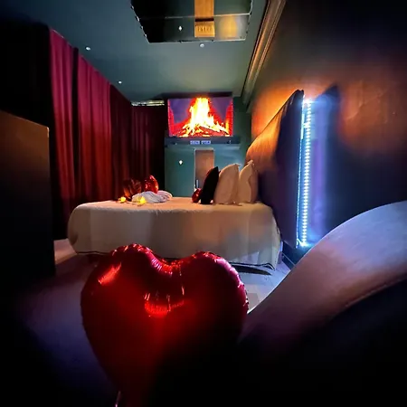 Lejlighed Mieuxqualhotel Jacuzzi Privatif Velvet Desire
