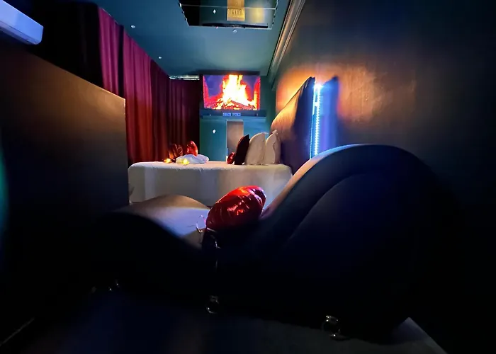 Mieuxqualhotel Jacuzzi Privatif Velvet Desire Lejlighed Bordeaux